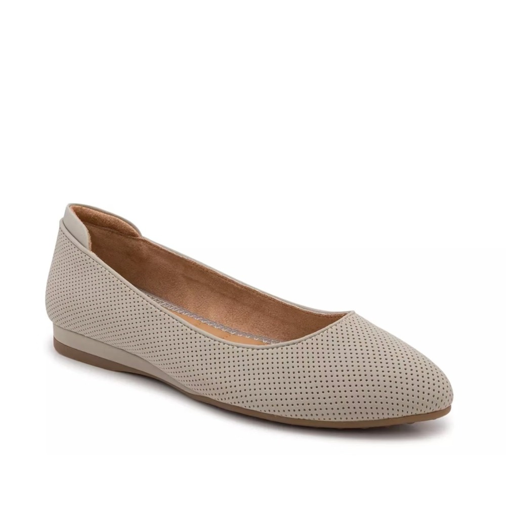 Kelly & Katie Light Grey Arlie‎ Flat Slip-On Shoe Women's Sz 9.5